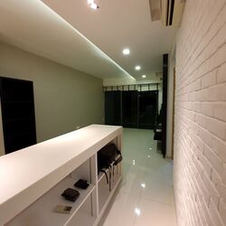 Esparina Residences (D19), Condominium #305110931